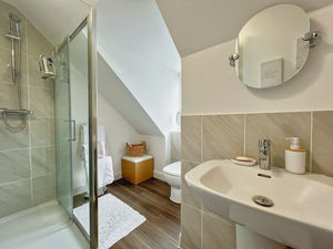 Photo 2- click for photo gallery